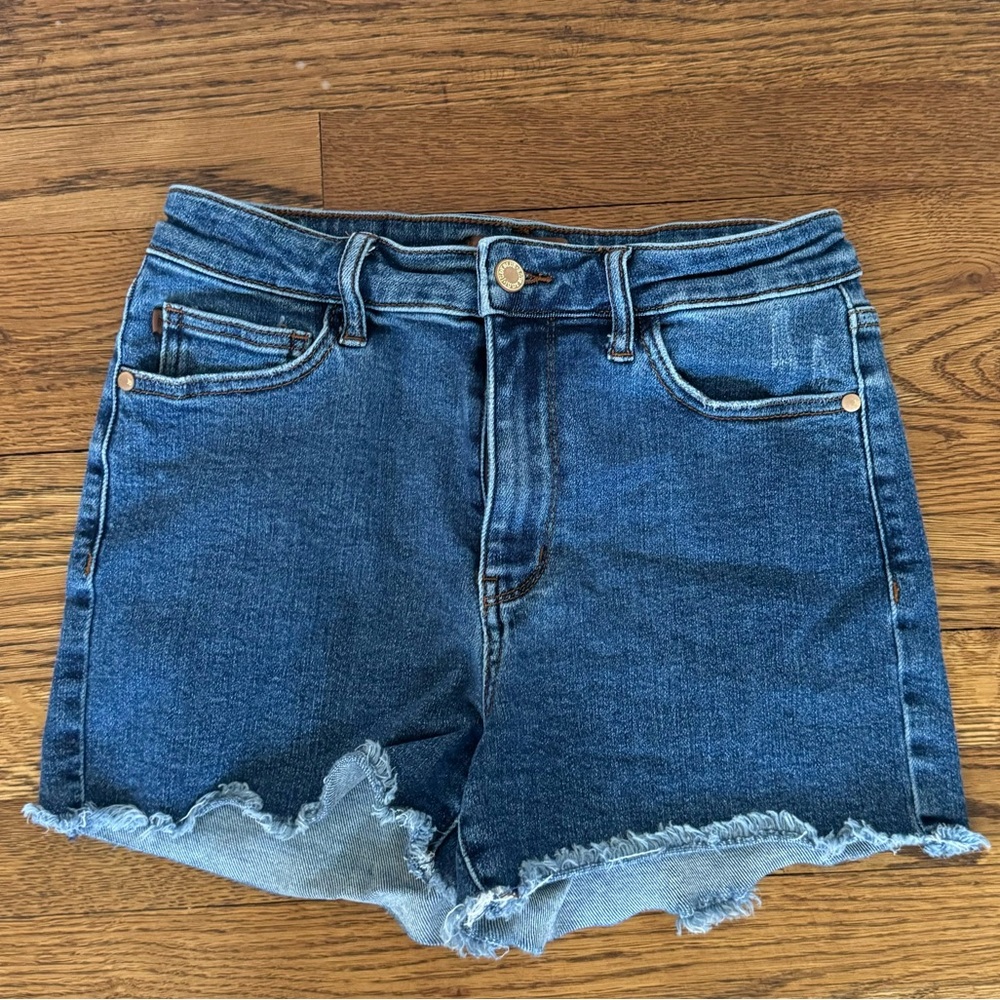 Judy Blue Shorts, size M